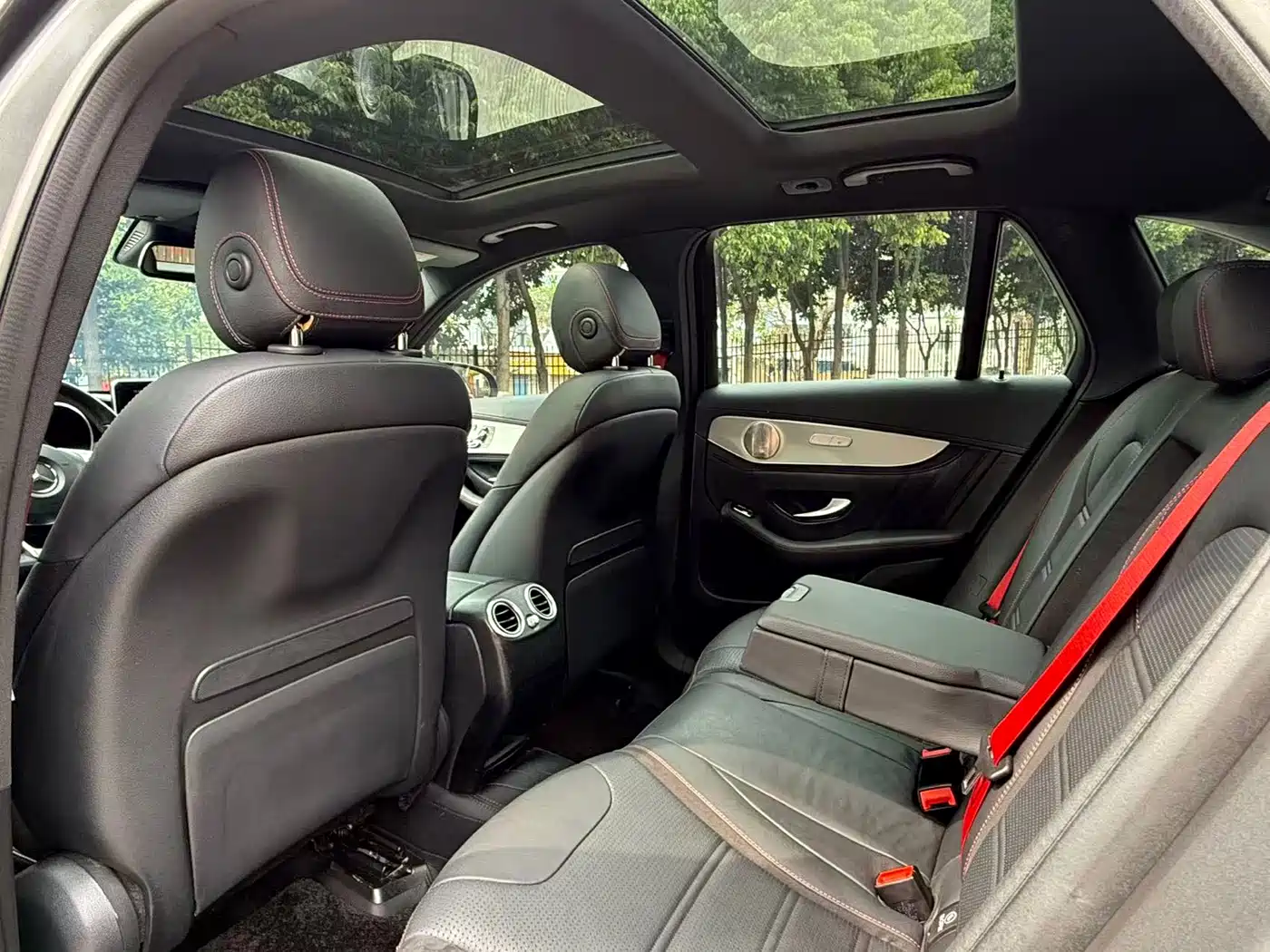 Mercedes-Benz GLC AMG 2017 AMG GLC 43 4MATIC фото 33