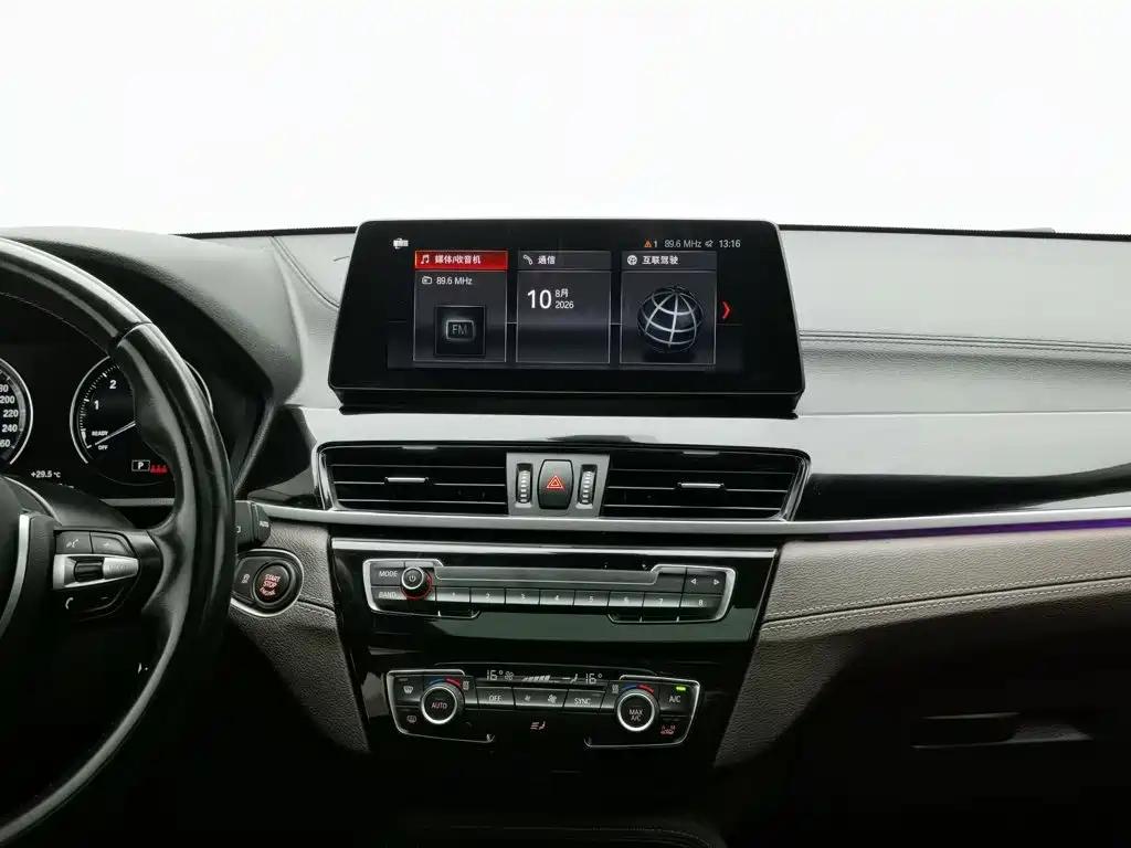 BMW X2, миниатюра 12