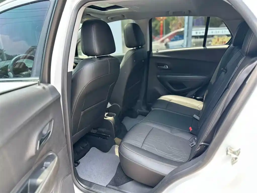 Chevrolet Trax 2017 1.4T Automatic 2WD Luxury фото 6
