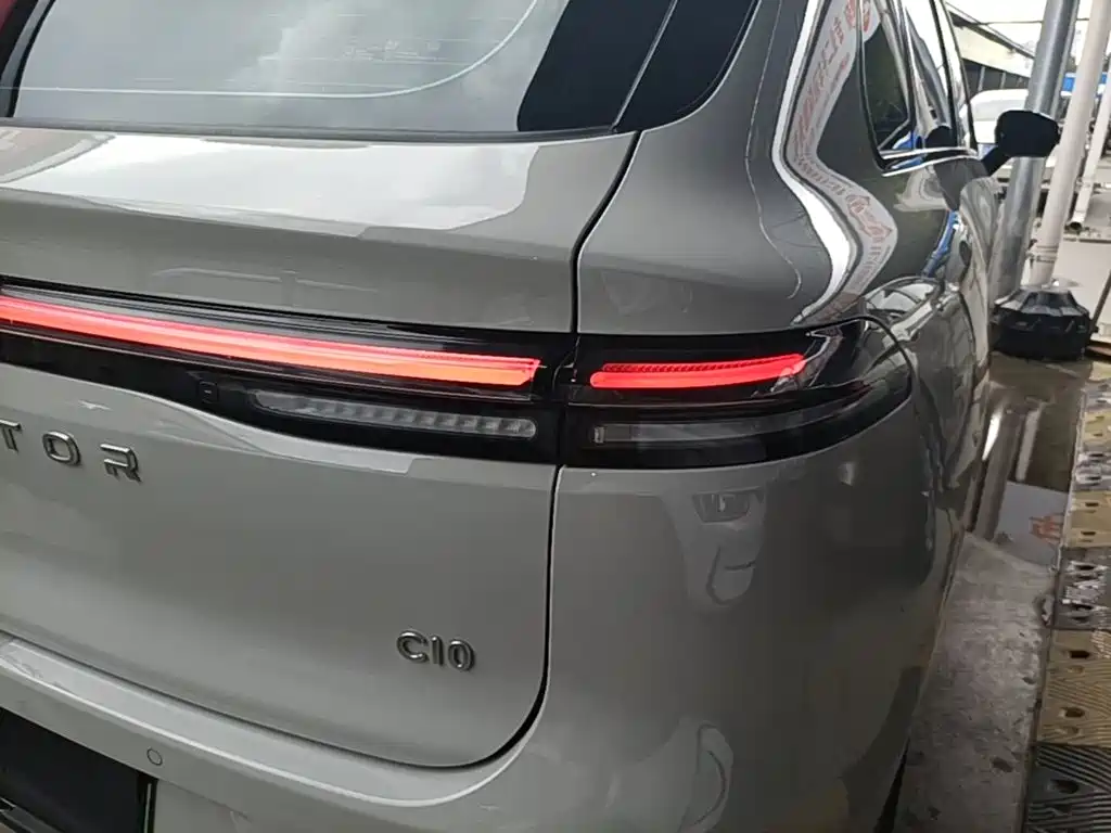 Фото 8 - Leapmotor C10