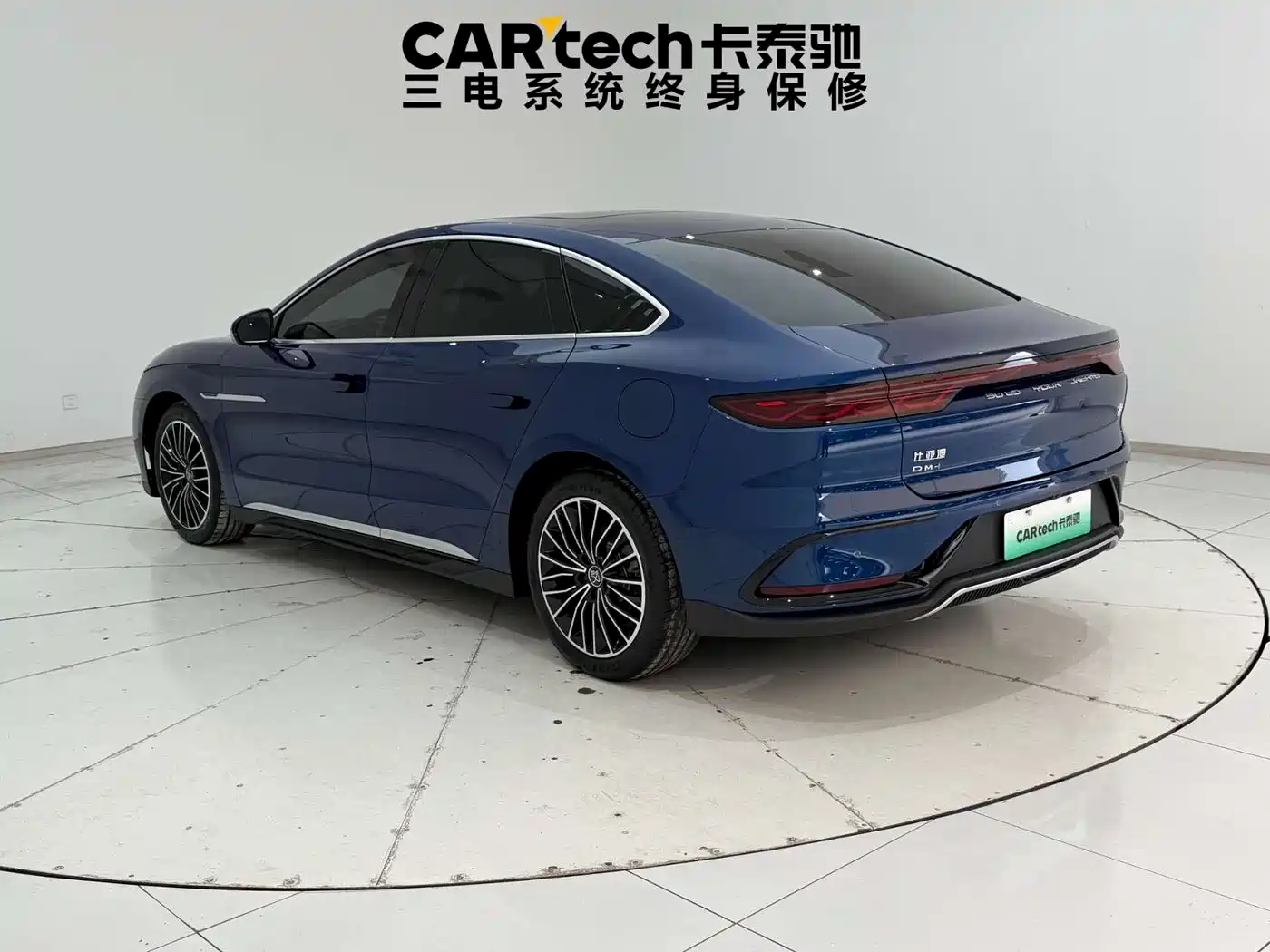 BYD Han 2022 DM-i 121KM Prestige фото 9