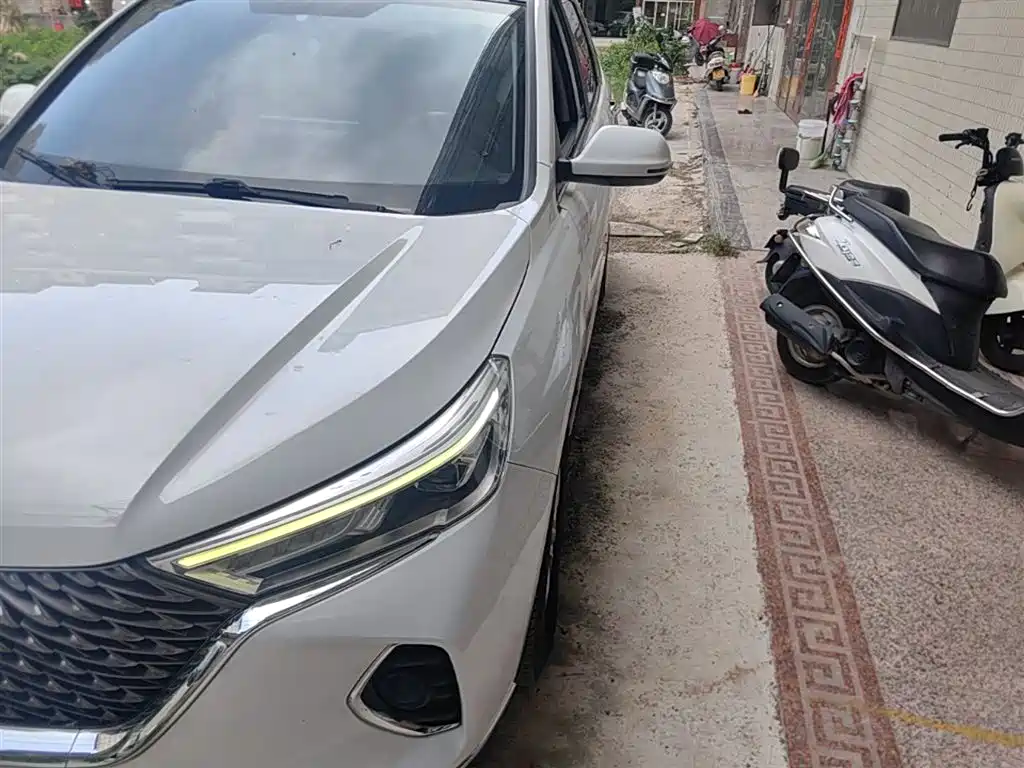 Haval M6 2021 PLUS 1.5T DCT Elite Smart Connect фото 24