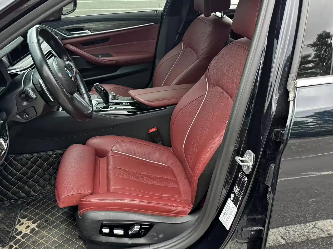 BMW 5 Series 2022 Facelift II 530Li Premium Package M Sport фото 8