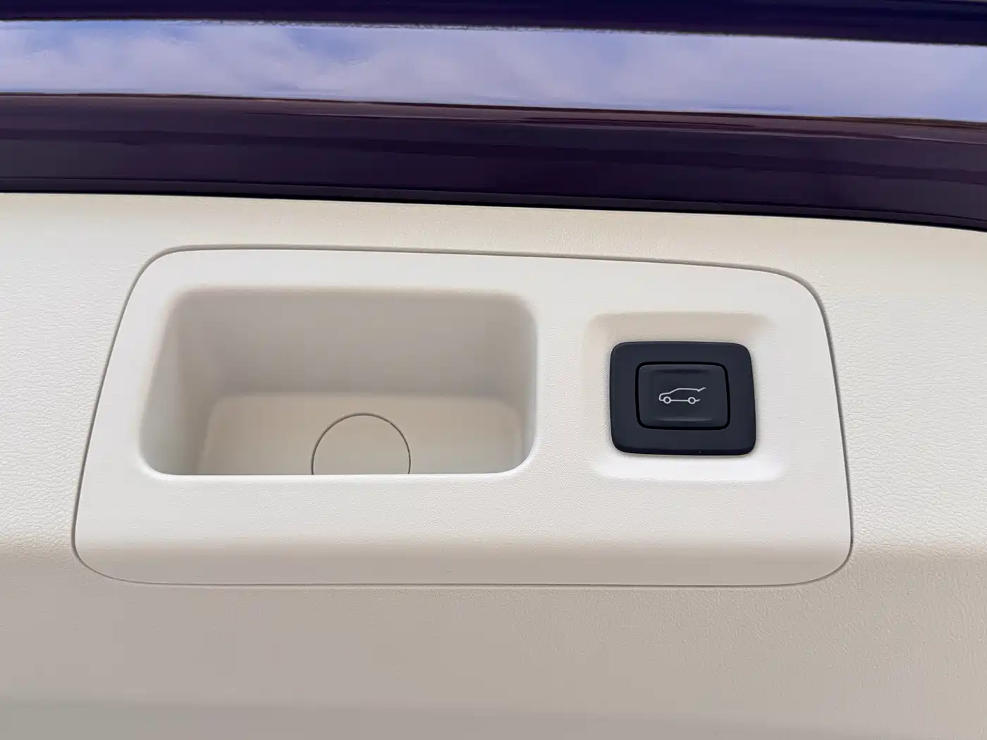 BUICK GL8 NEW ENERGY