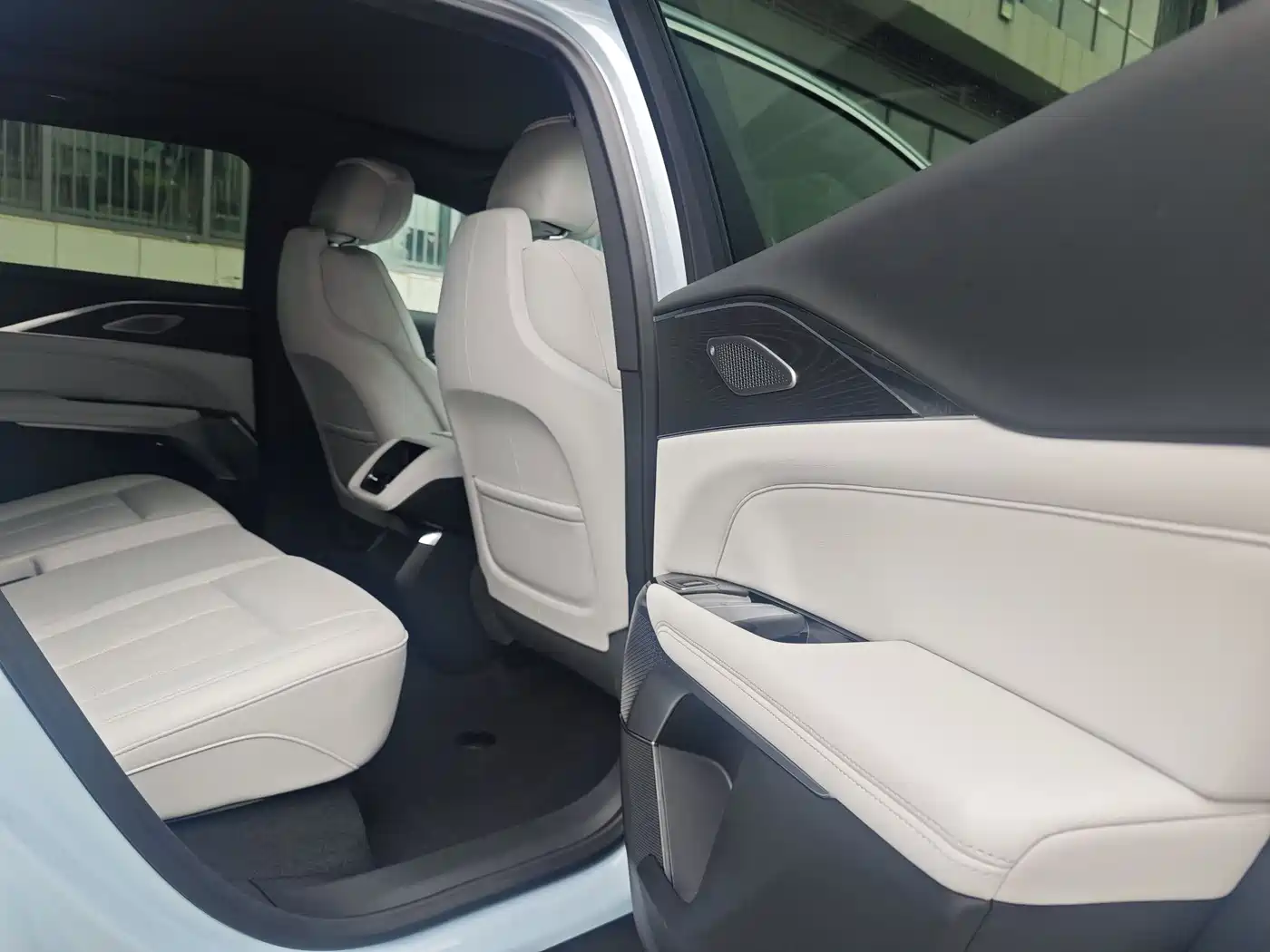 Cadillac IQ Rui Ge 2024 RWD Standard Range Luxury Edition фото 26