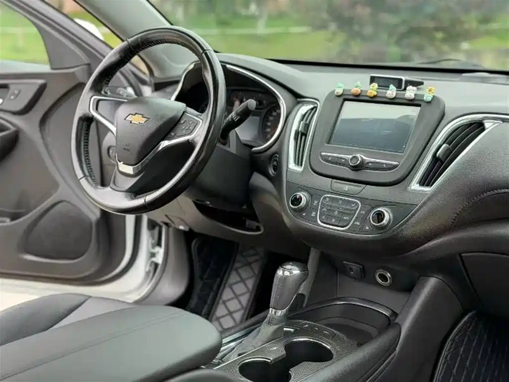 Chevrolet Malibu XL 2018 530T Auto RuiChi Edition фото 7