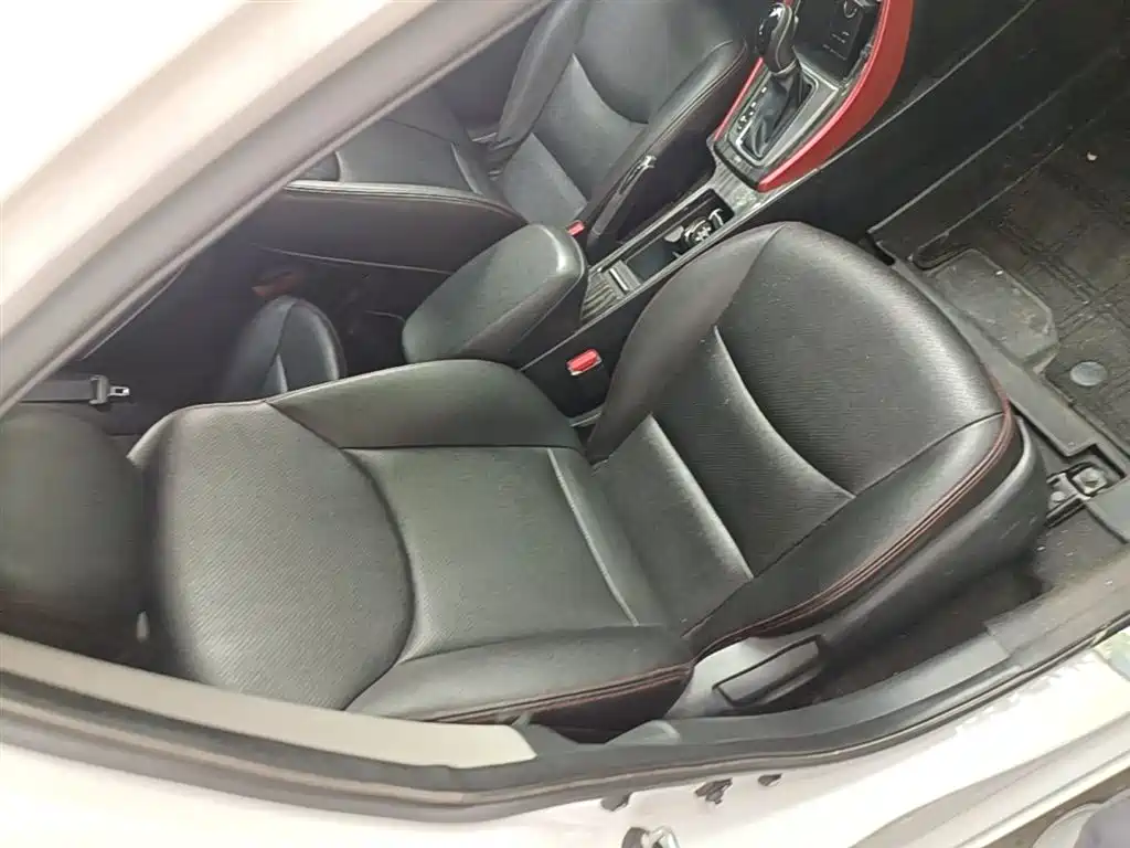 Hyundai Langdong 2016 1.6L Automatic Premium Edition фото 25