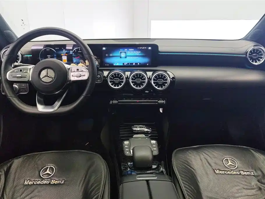 Mercedes-Benz A-Class 2022 Facelift III A 200 L Sport Sedan Fashion фото 12