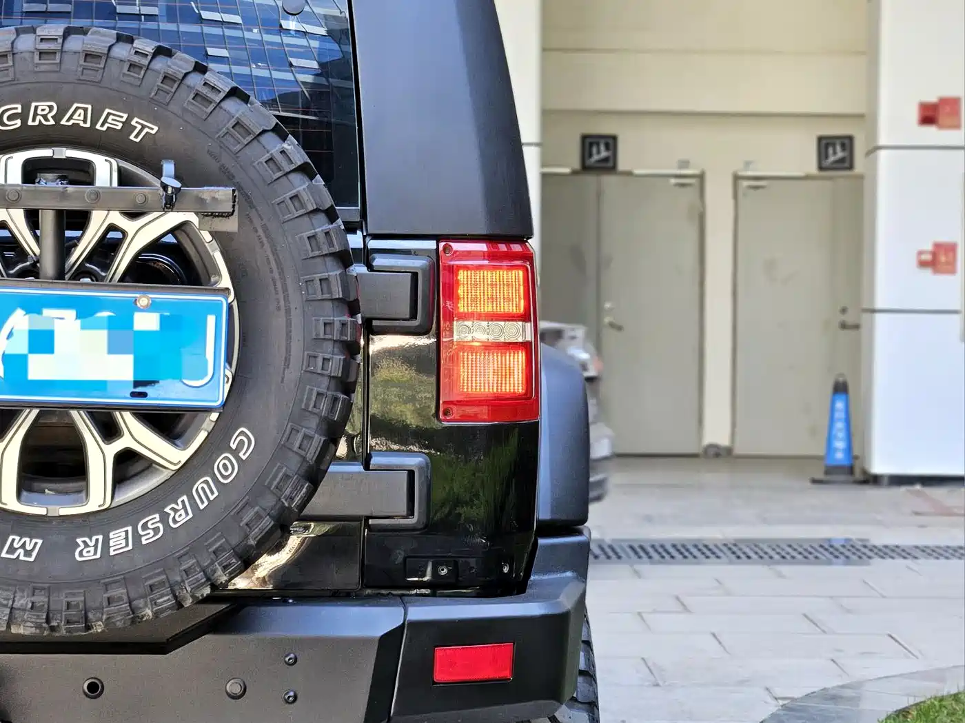 BAIC ORV Beijing Offroad BJ40 2016 Model 40L 2.3T Automatic 4WD Exclusive фото 23