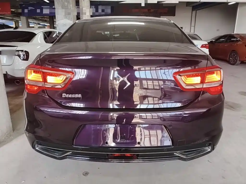 DS 5LS 2015 2014 1.8L Automatic Comfort VTi140