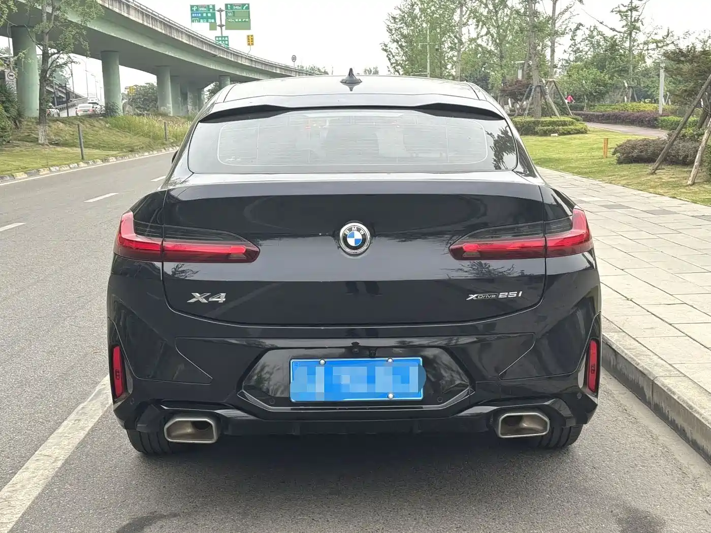 BMW X4 2022 xDrive 25i M Sport Package фото 8