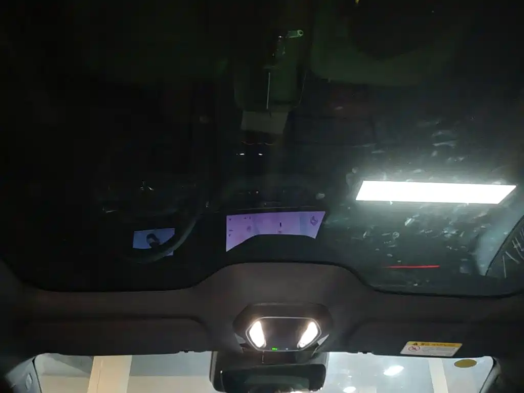 Hongqi EH7 2026 2025 690 Smart Selection Edition