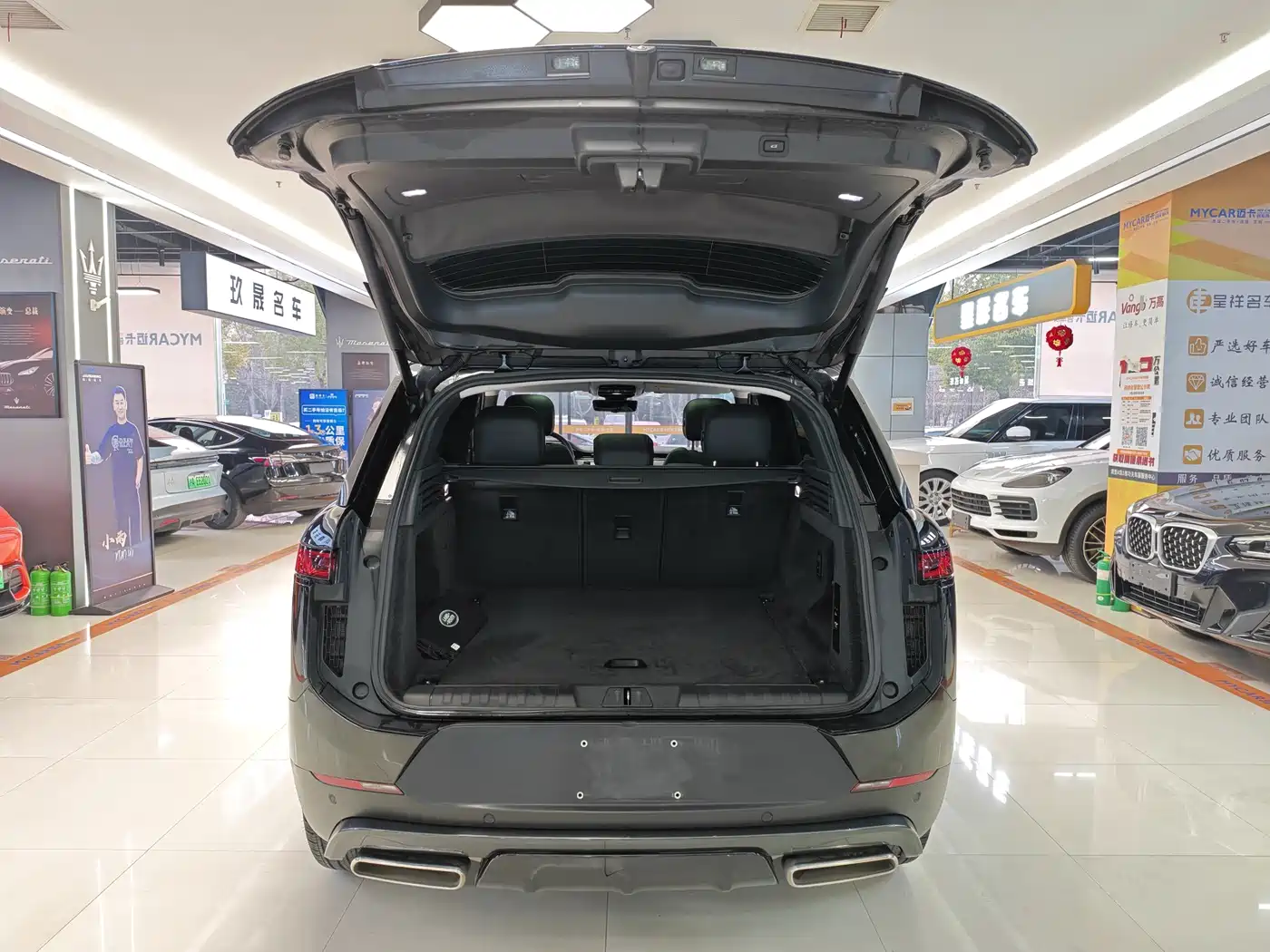 Land Rover Range Rover Sport 2023 360PS S фото 17