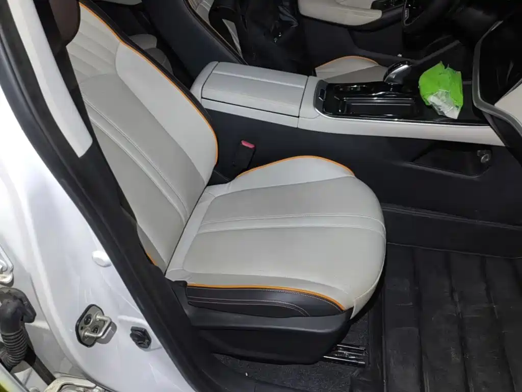 Dongfeng Aeolus Yixuan MAX 2022 2021 1.5T Super Cool Dad Edition