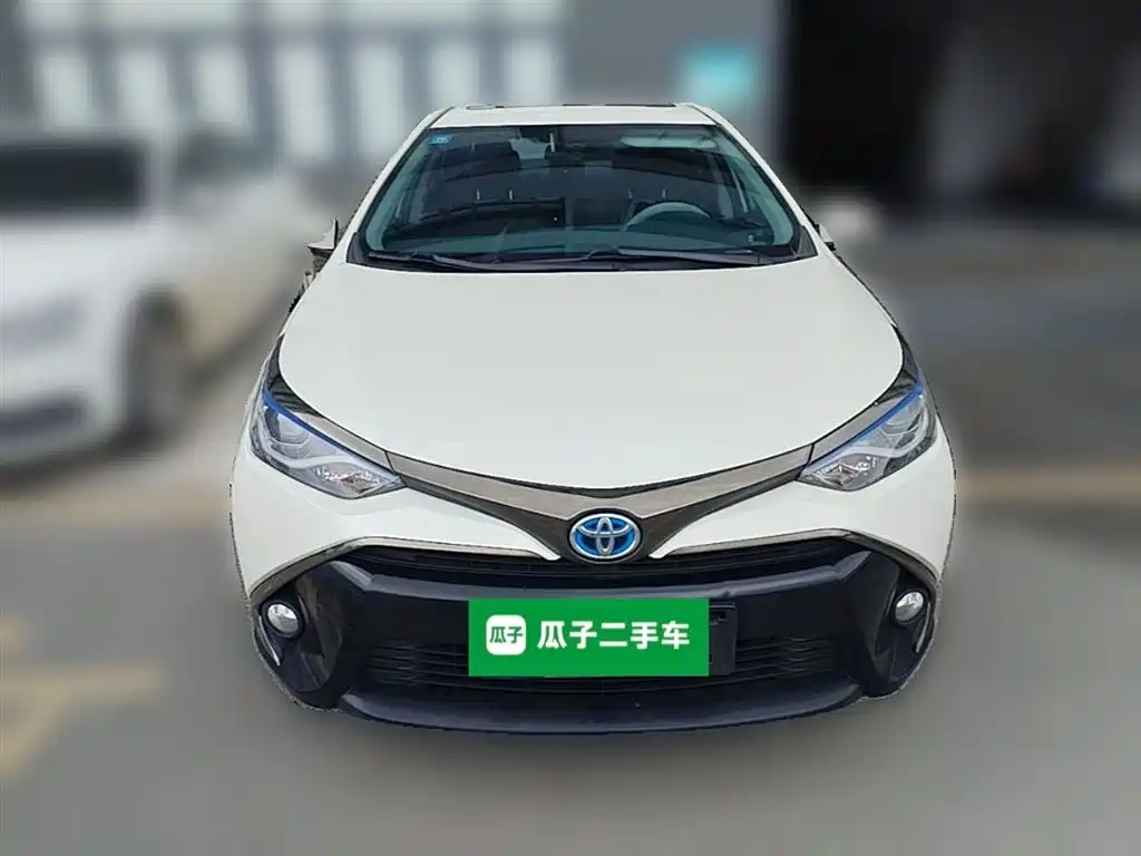 Toyota Levin Twin Engine E+ 2019 1.8PH V E-CVT Luxury Edition фото 24
