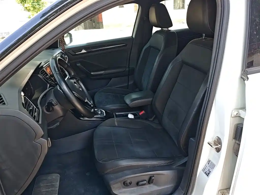 Volkswagen T-ROC 2018 280TSI DSG 2WD Luxury China V фото 15