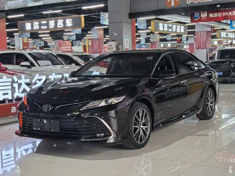 Toyota Camry 2021 2.5G Luxury Edition