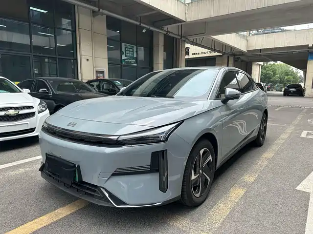  Geely Galaxy Galaxy L6 2024 125km PLUS Soaring Dragon Edition