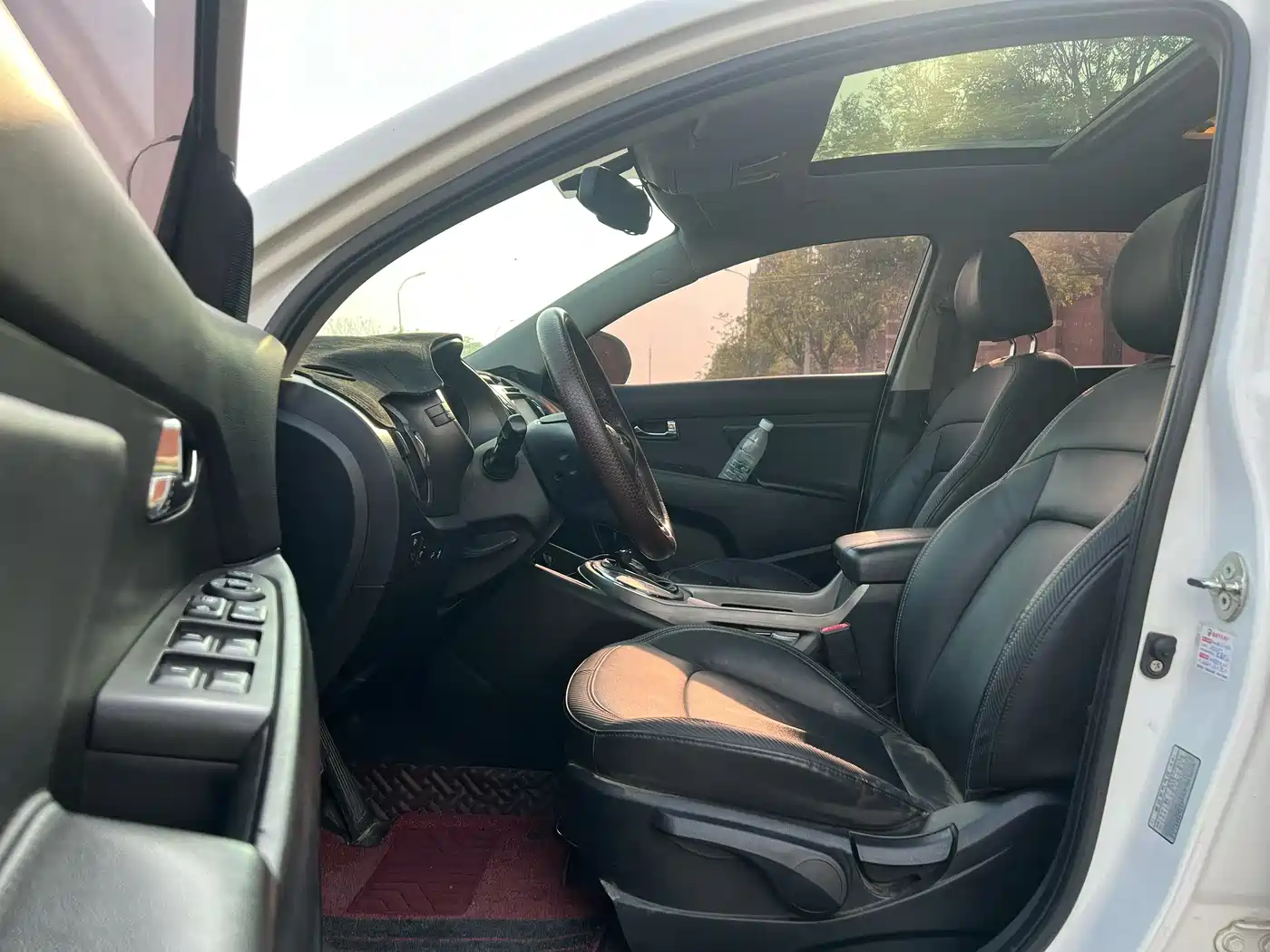 Kia Sportage 2015 2.0L Automatic 2WD DLX фото 4