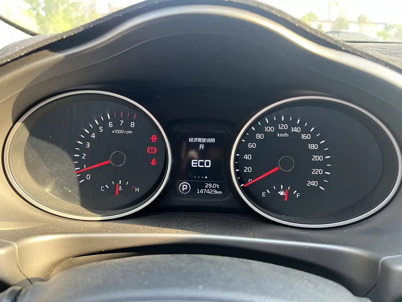 Kia Sportage 2015 2.0L Automatic 2WD DLX фото 6