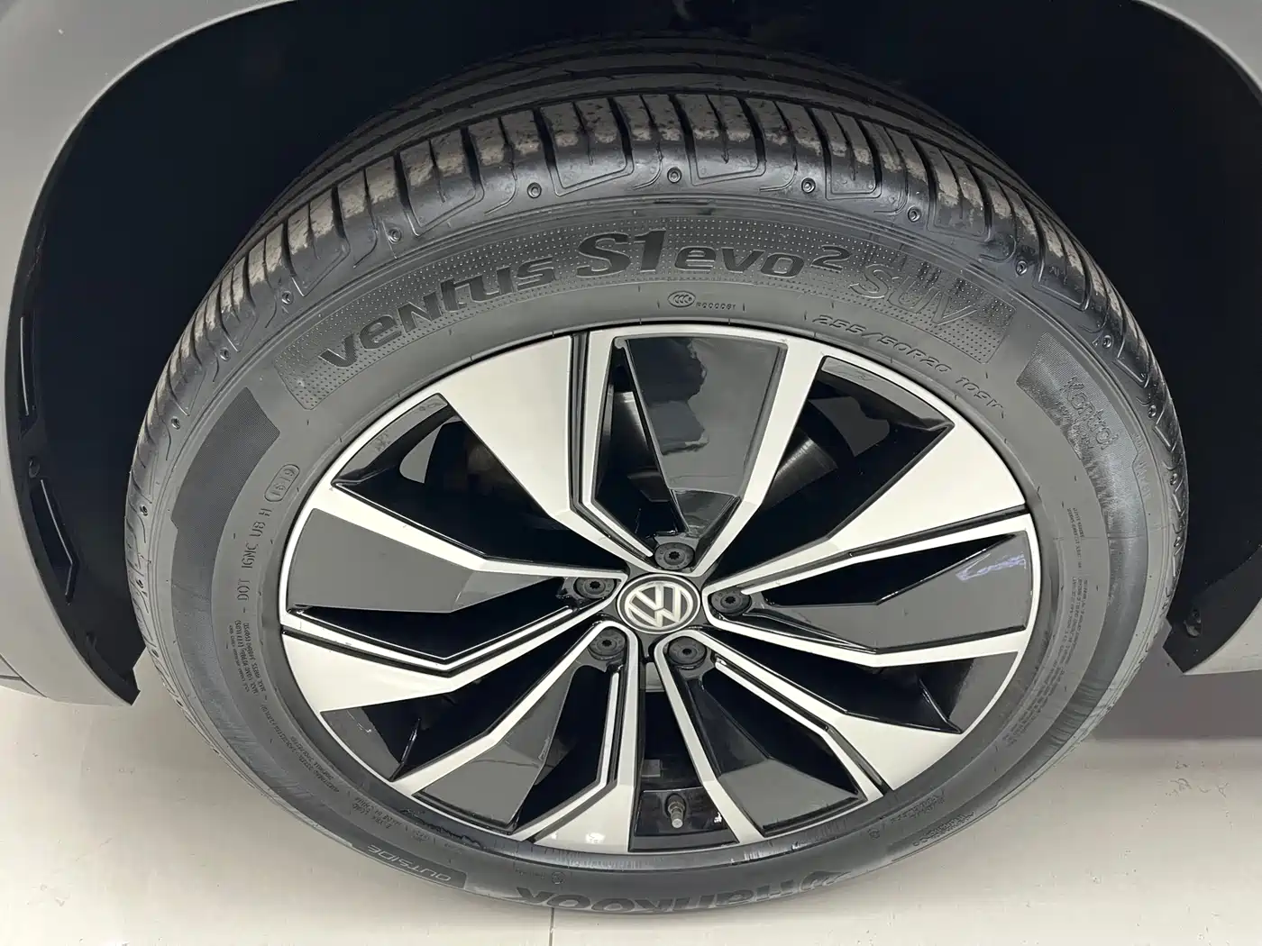 Volkswagen Teramont 2019 Model Teramont X 380TSI 4WD Prestige Luxury Edition фото 16