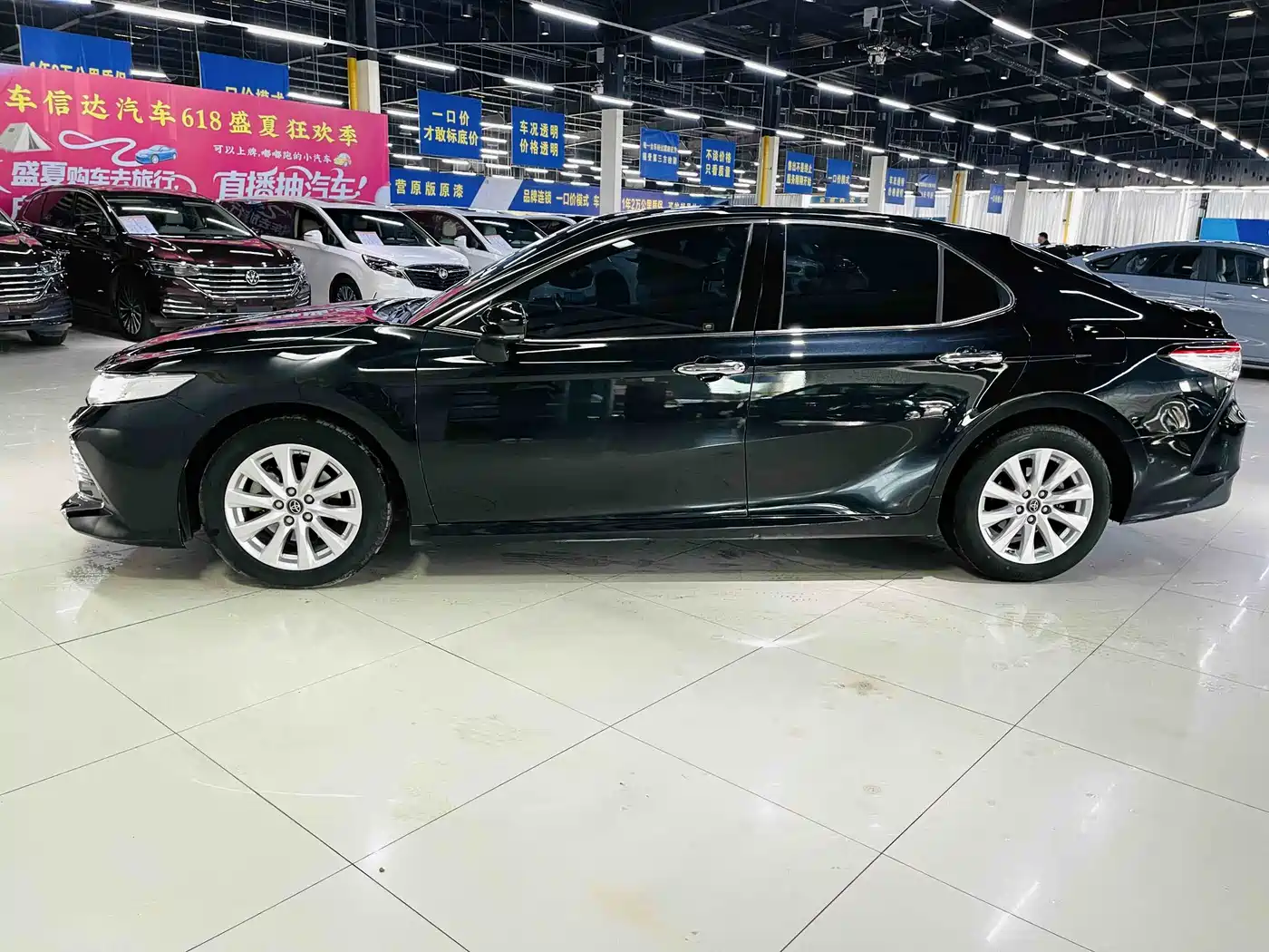 Toyota Camry 2019 Facelift 2.0G Luxury Edition фото 5