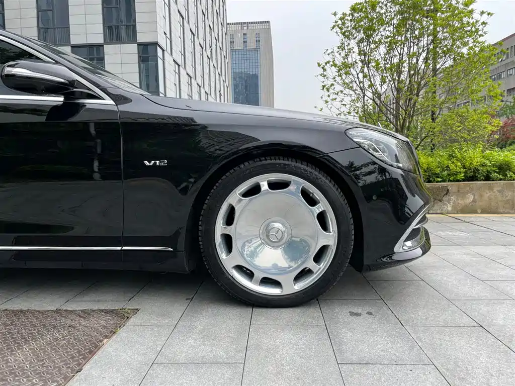 Mercedes-Benz Maybach S-Class 2018 Model S 680 фото 27