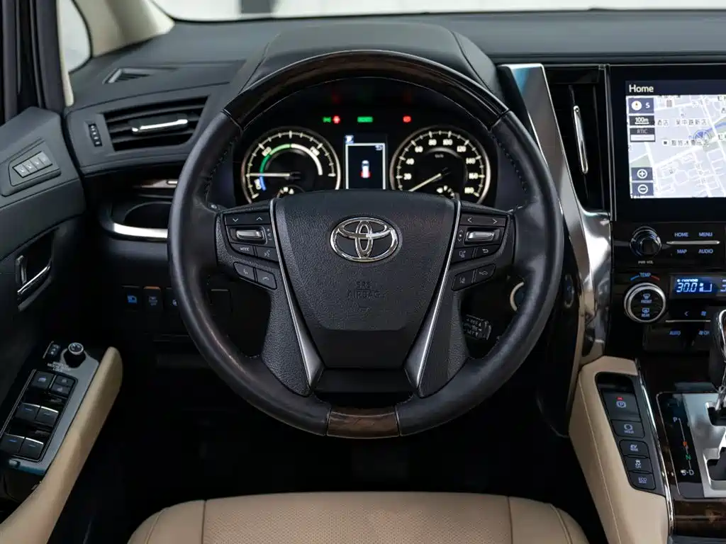 Toyota Alphard 2021 Hybrid 2.5L Luxury фото 12