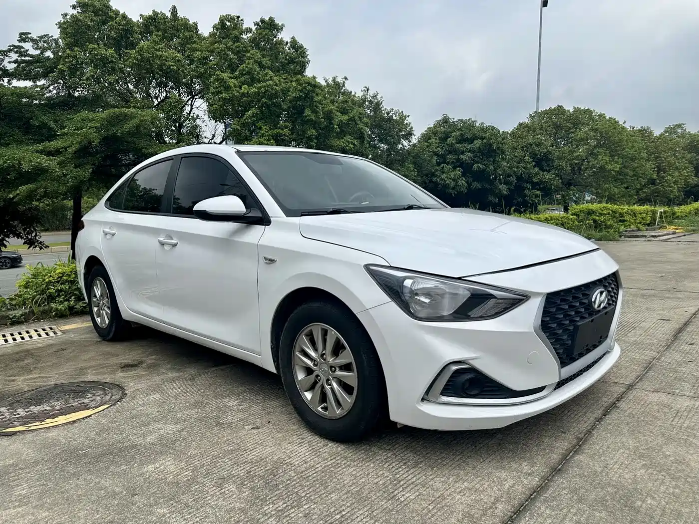 Hyundai Elantra 2018 1.6L Auto Joy GL (China V) фото 3