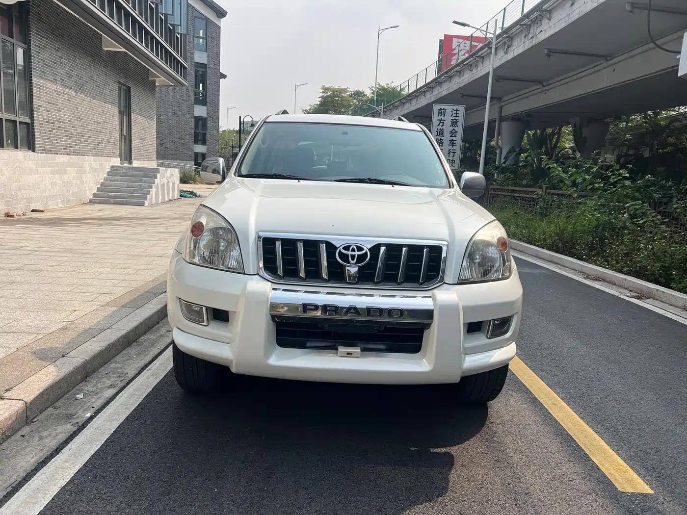 Toyota Prado (Import) 2004 GX 2.7 Automatic фото 2