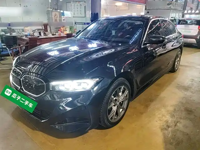 BMW i3 2024 eDrive 35 L