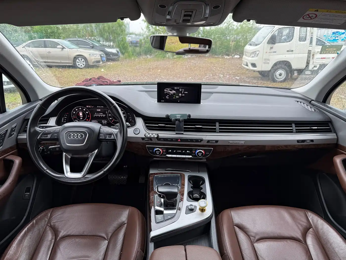 AUDI Q7