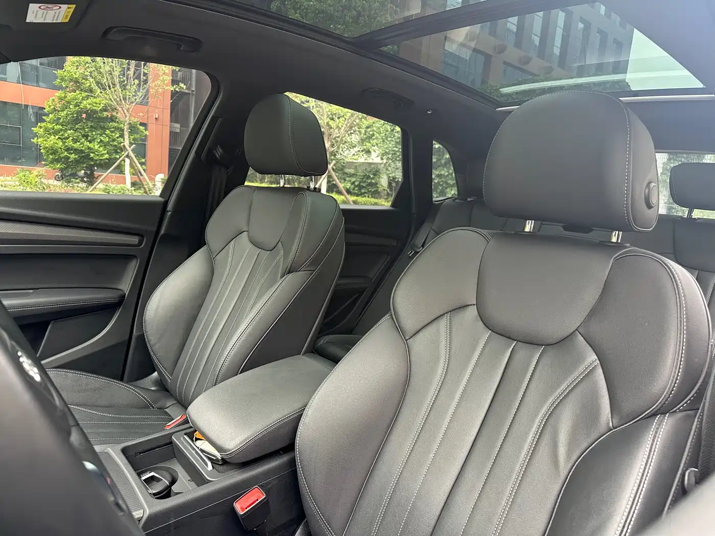 Audi Q5L 2022 Facelift 40T Luxury Dynamic фото 11
