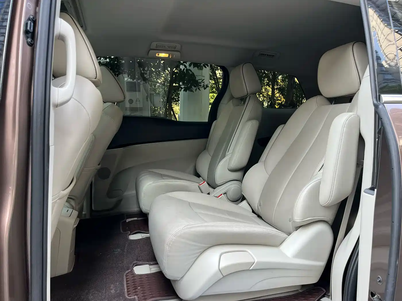 Buick GL8 2021 Land Business Class 652T Luxury фото 8