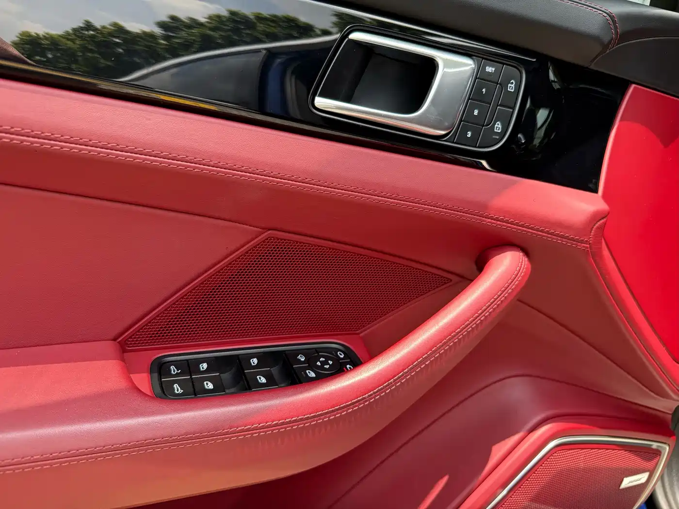 Фото 20 - Porsche Panamera