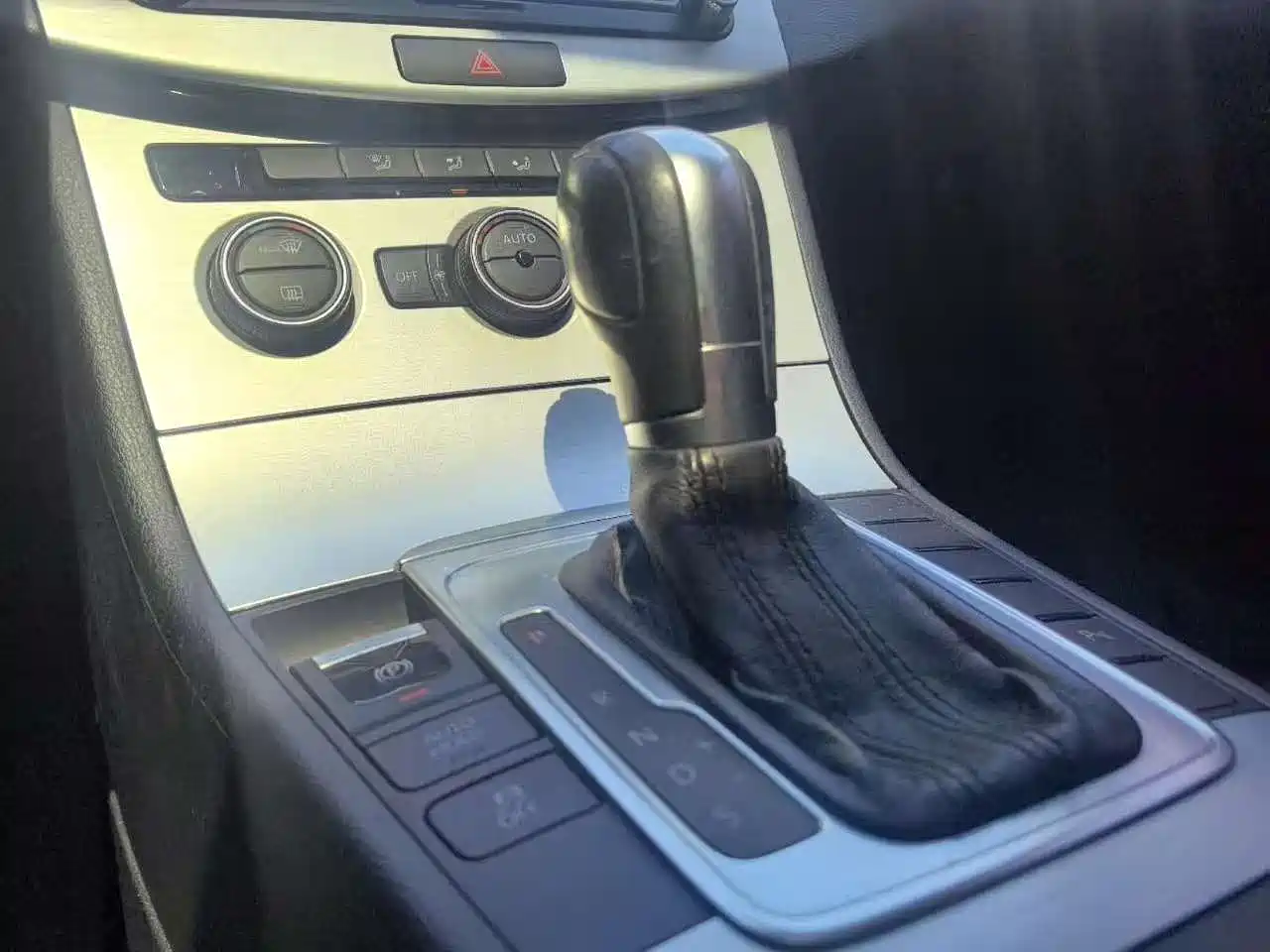Volkswagen Magotan 2013 1.8TSI Luxury фото 6