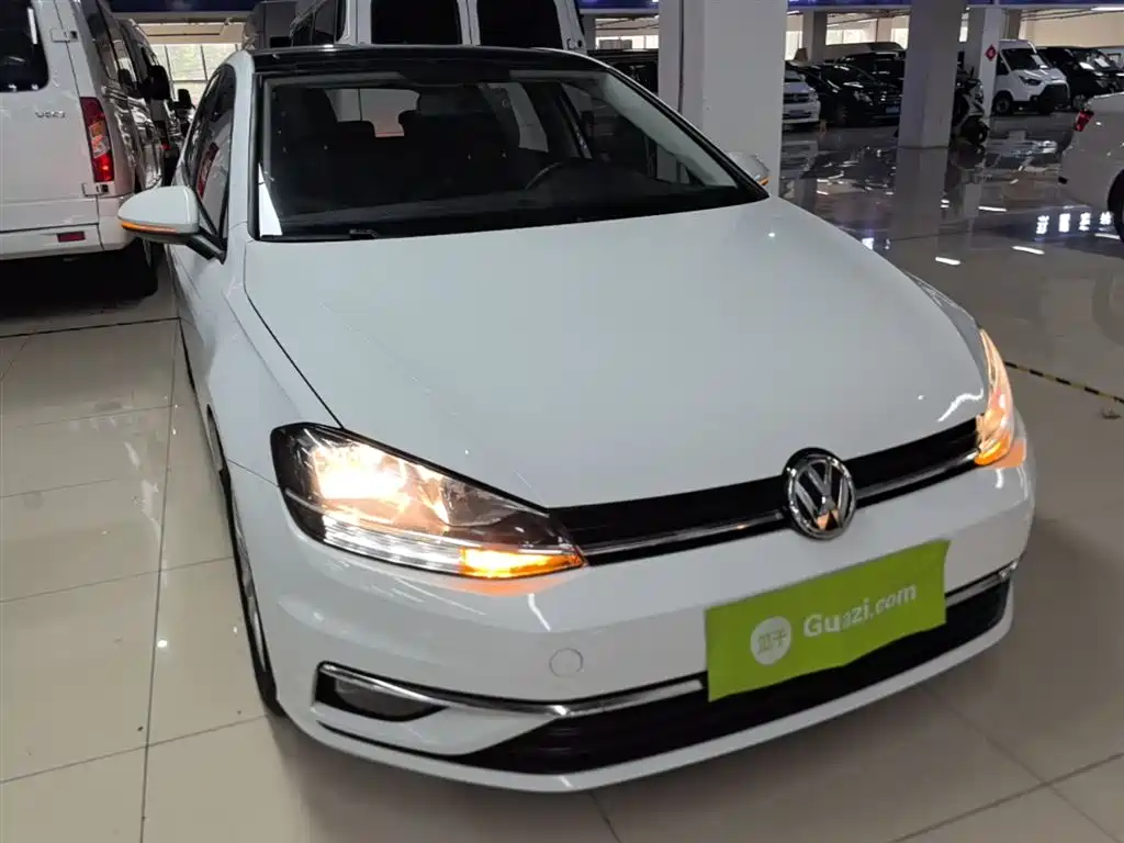 Volkswagen Golf 2018 1.6L Automatic Comfort фото 4