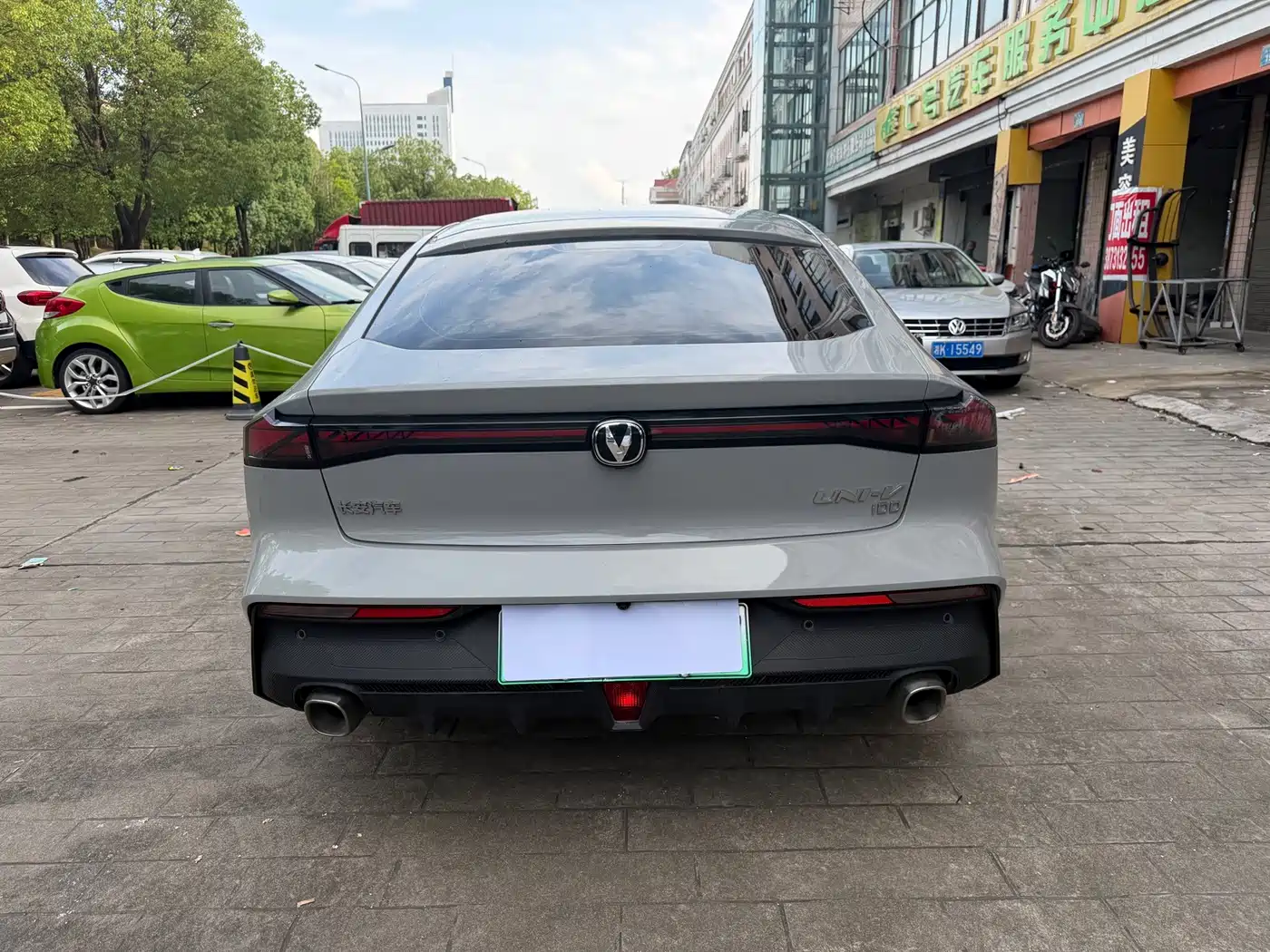 Changan UNI-V iDD 2023 2023 ZhiDian iDD 1.5T 113km Smart Fun Edition