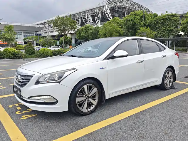 Hyundai Mistra 2016 1.6T Auto Flagship TOP