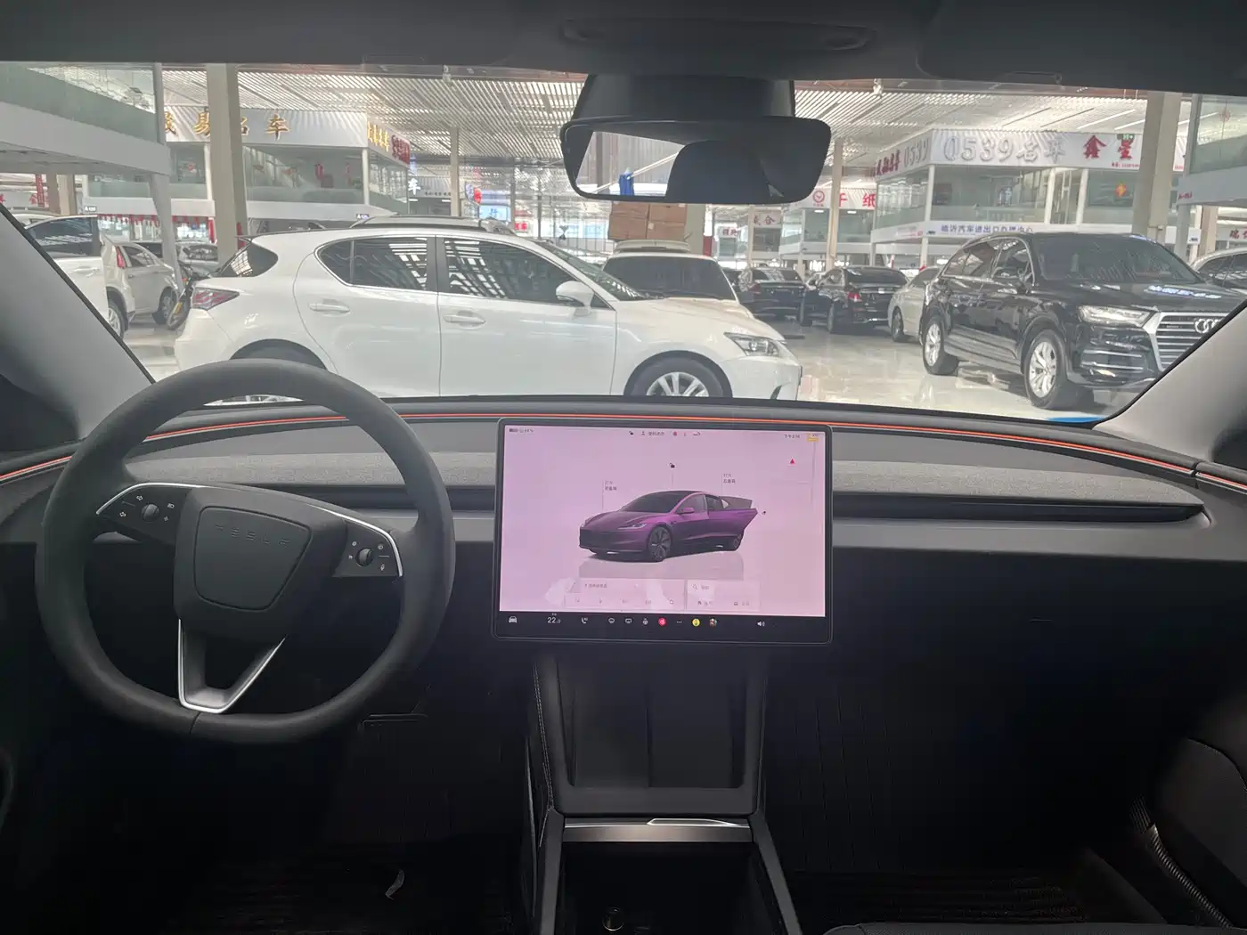 TESLA MODEL 3