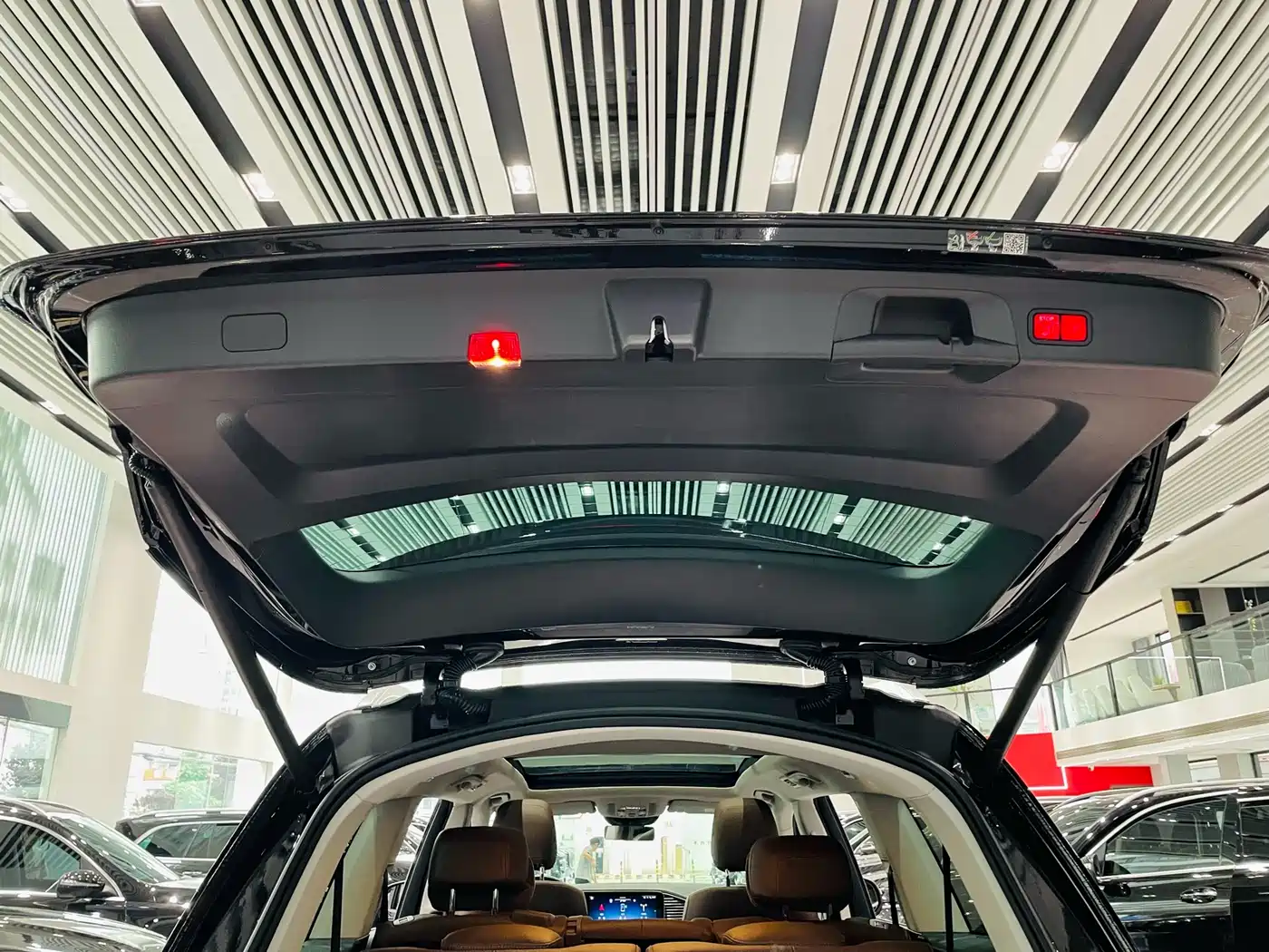 Mercedes-Benz GLS 2024 GLS 450 4MATIC Fashion Edition фото 24