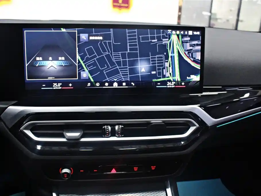 BMW 3 Series 2024 325Li M Sport Shadowline Package фото 7