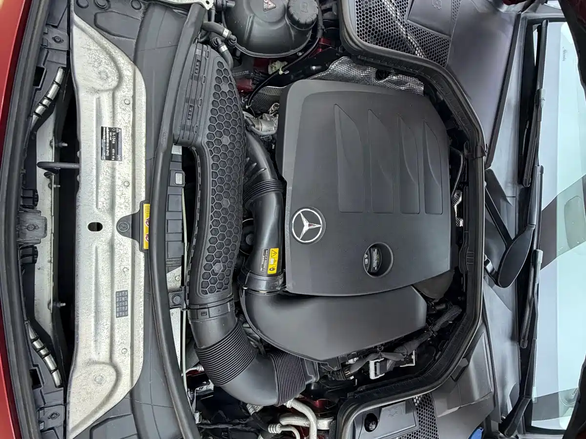 Фото 23 - Mercedes-Benz C-Class