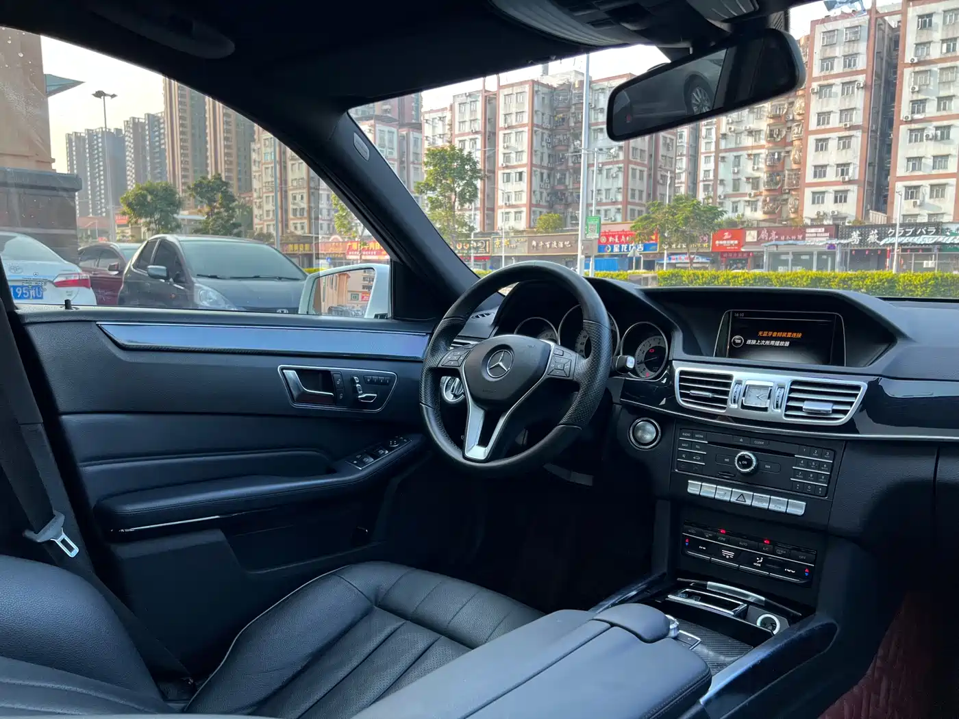 Mercedes-Benz E-Class 2015 E 260 L Sport фото 23