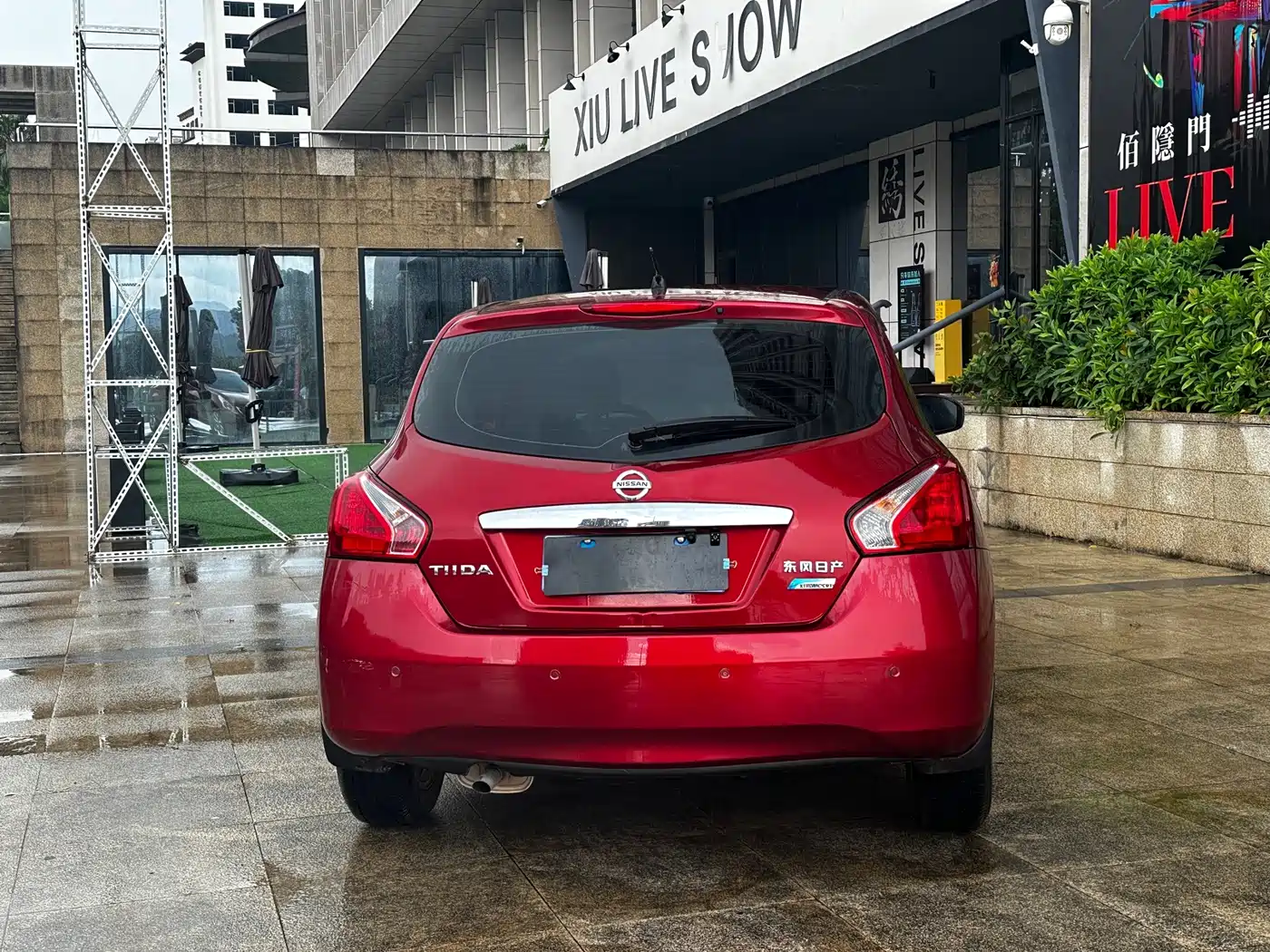 Фото 13 - Nissan Tiida
