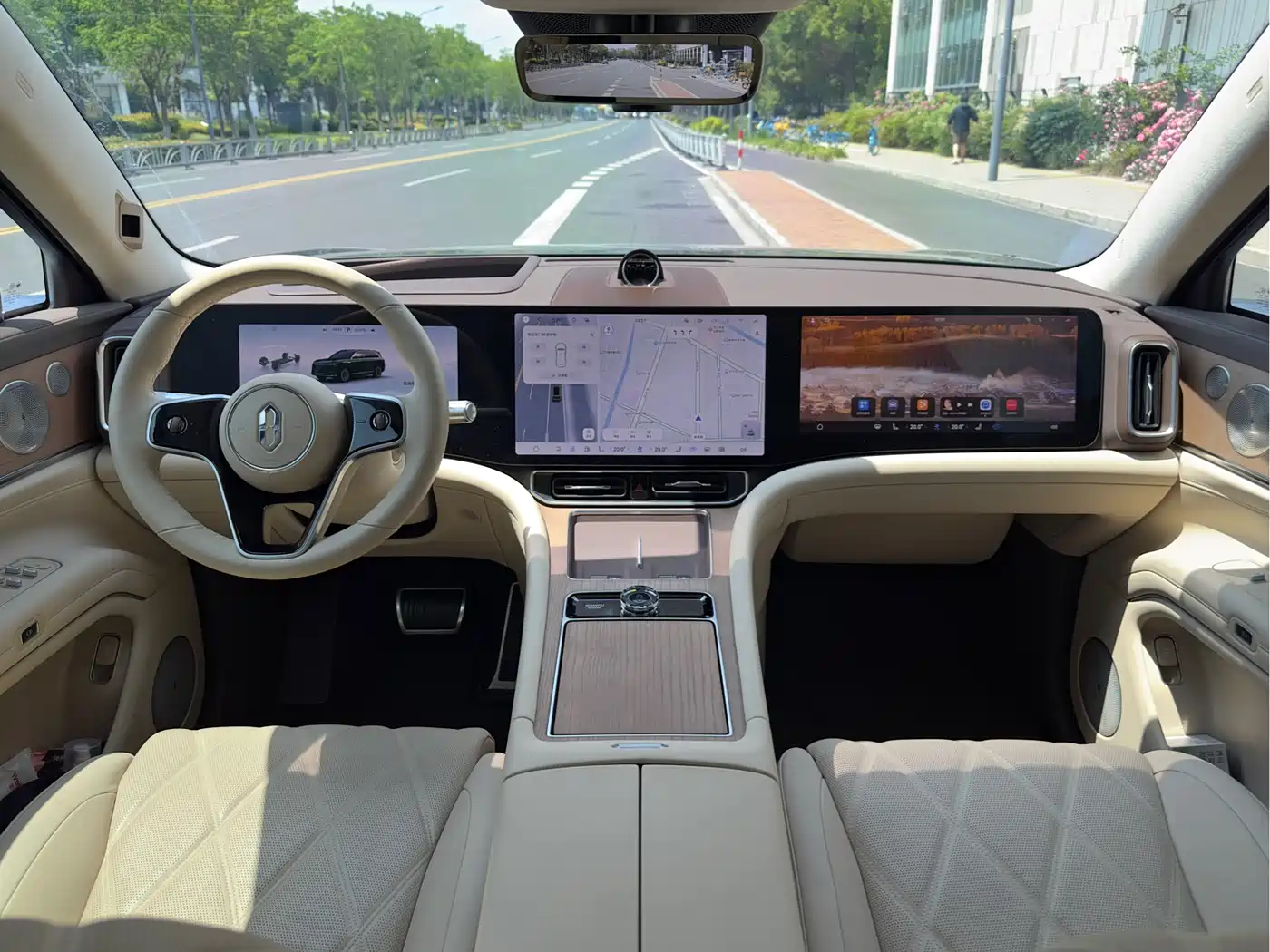 AITO Wenjie AITO M9 2026 Extended Range Ultra Edition 52kWh 6-seater фото 17