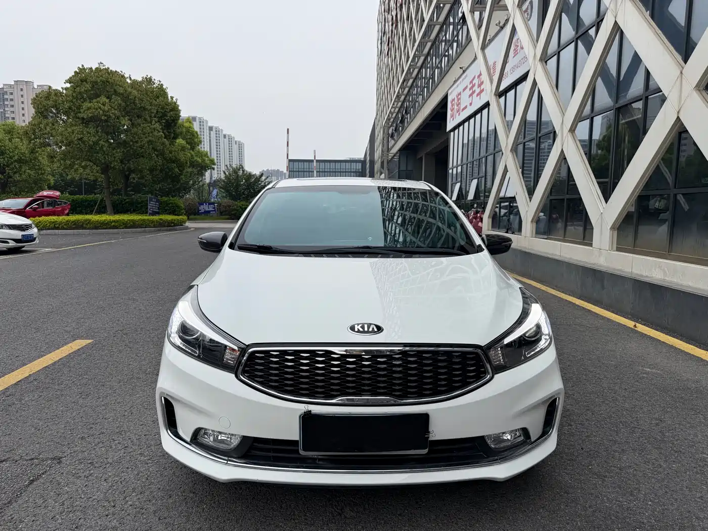 Kia K3 2017 1.6L Automatic 15th Anniversary Special GLS фото 2