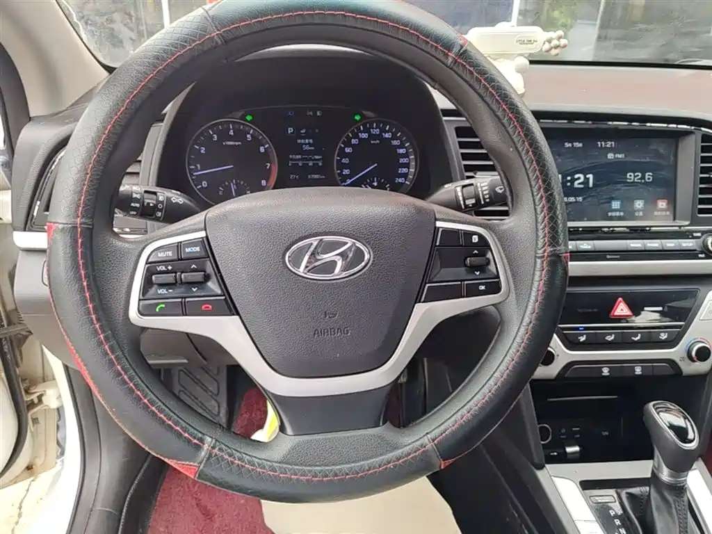 HYUNDAI LEAD