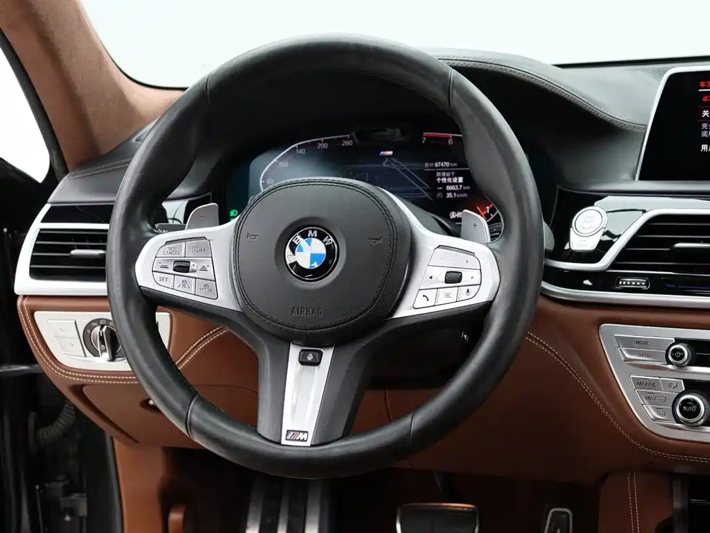 BMW 7 Series 2019 Facelift 750Li xDrive V8 M Sport Package фото 16