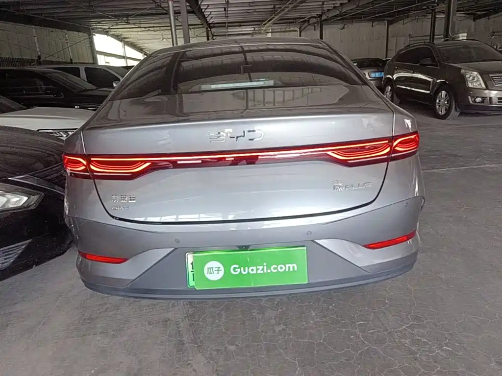 BYD Qin PLUS 2025 DM-i Smart Drive 55KM Leader фото 6